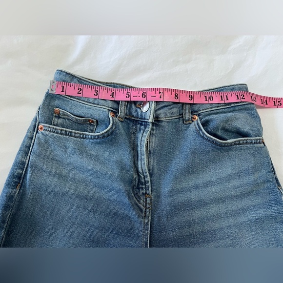 REISS | Women's SZ 26 Petite | High Rise Slim Straight Cut Jeans | Medium Wash - Picture 5 of 9